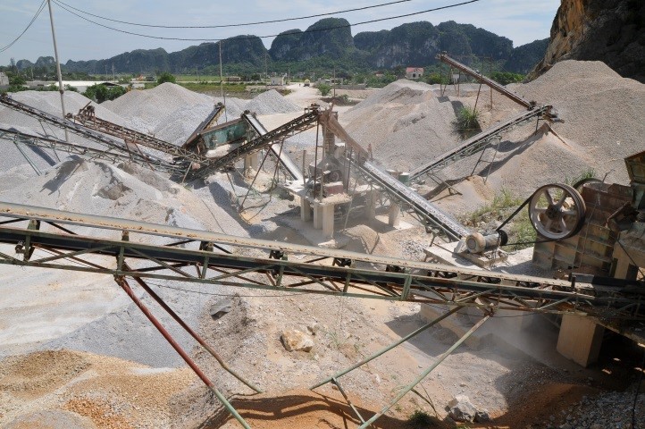 Nhà máy khai thác và chế biến khoáng sản Gia Thanh.